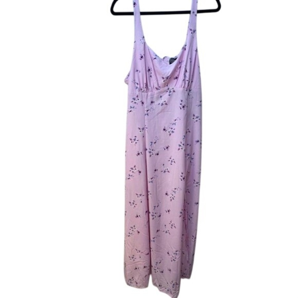 Pink floral maxi dress XL ((16) with adjustable straps, pockets and front slit.
